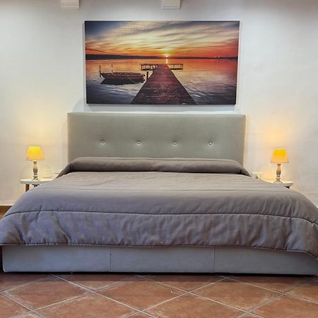 Aura Apartment Brindisi Bagian luar foto